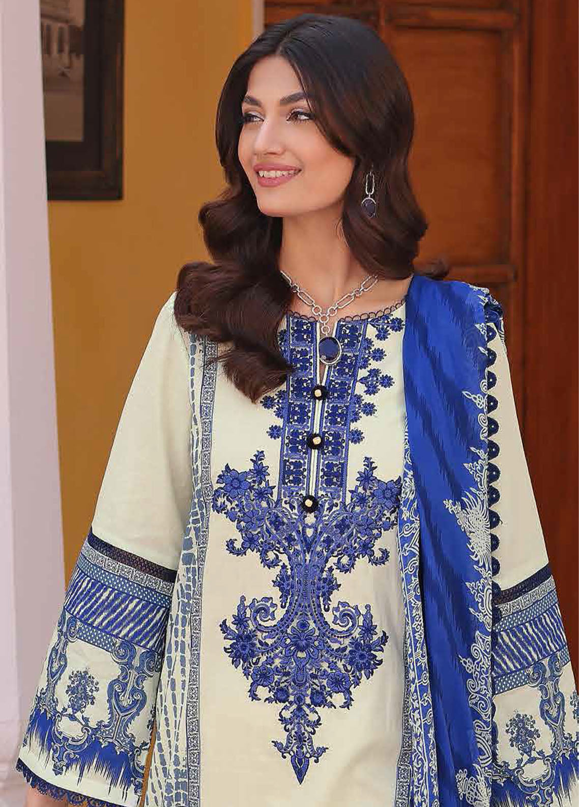 Gul Ahmed Festive Eid Collection 2023 SSM-32027