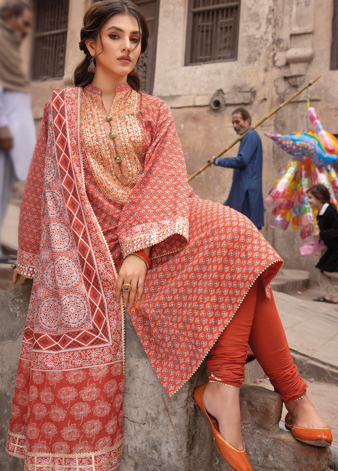 Gul Ahmed Vintage Garden Lawn Collection 2023 CL-32447A