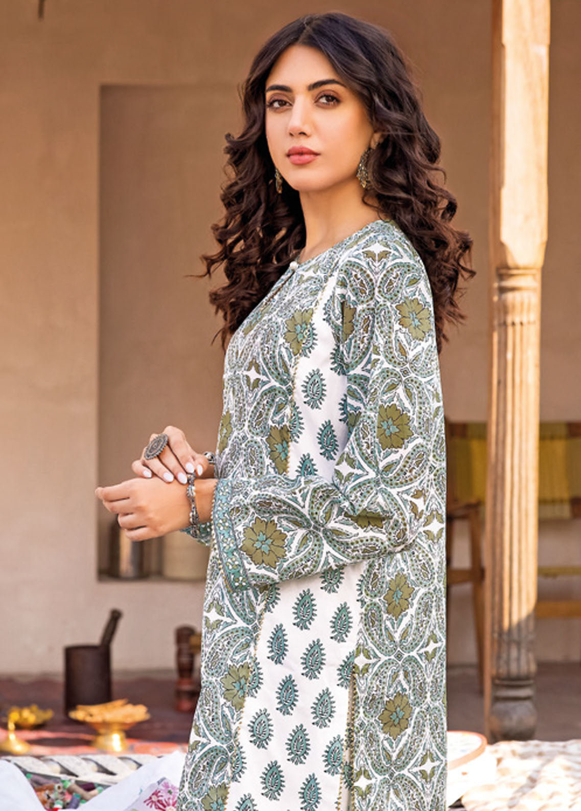 Gul Ahmed Vintage Garden Lawn Collection 2023 TL-32025A