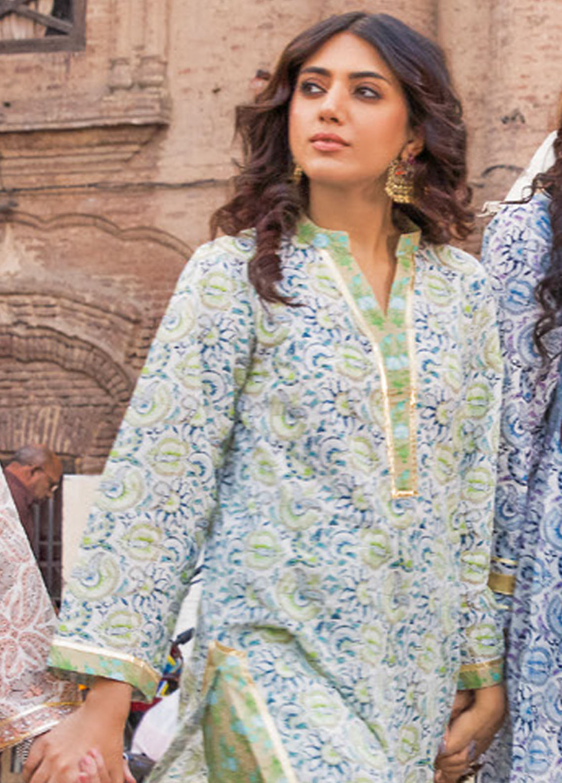 Gul Ahmed Vintage Garden Lawn Collection 2023 TL-32028A