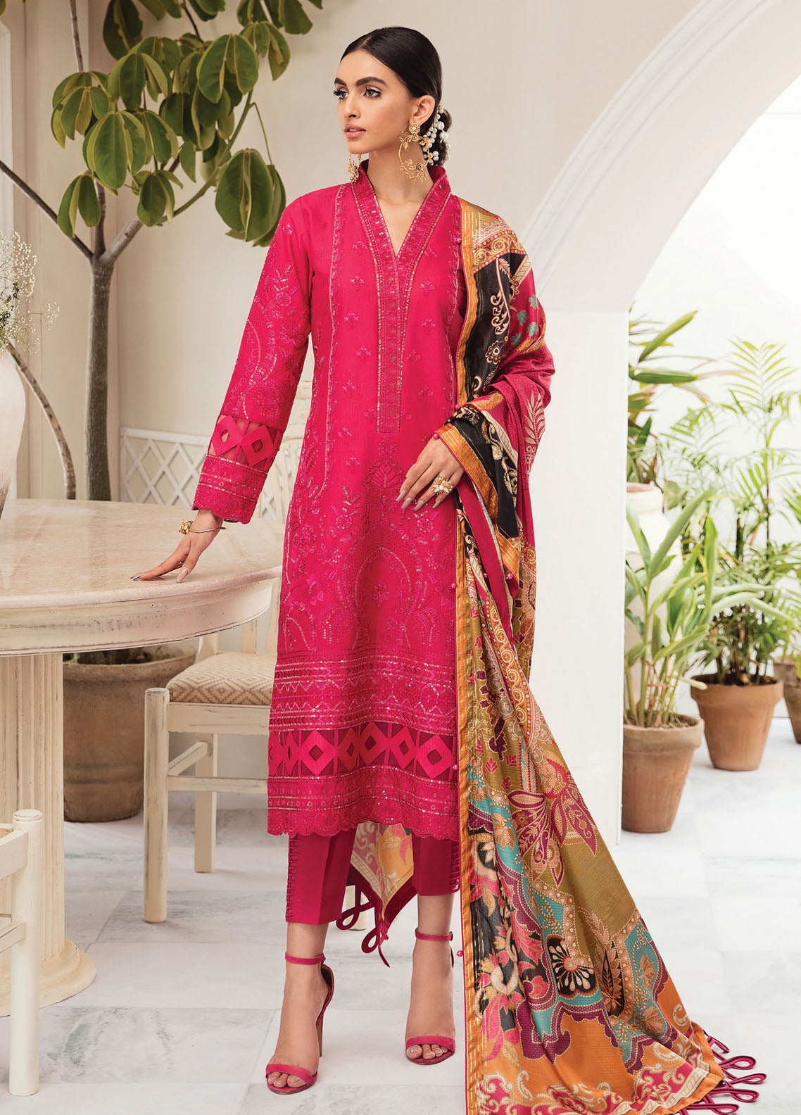 Gulaal Luxury Lawn Collection 2023 Vol-2 D-03 Lyrah