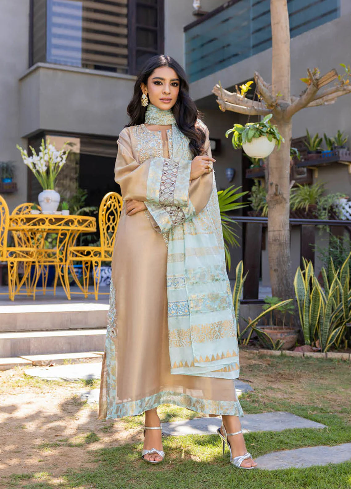 Hue Luxury Pret Silk 3 Piece Dress HUE23ME LIANA