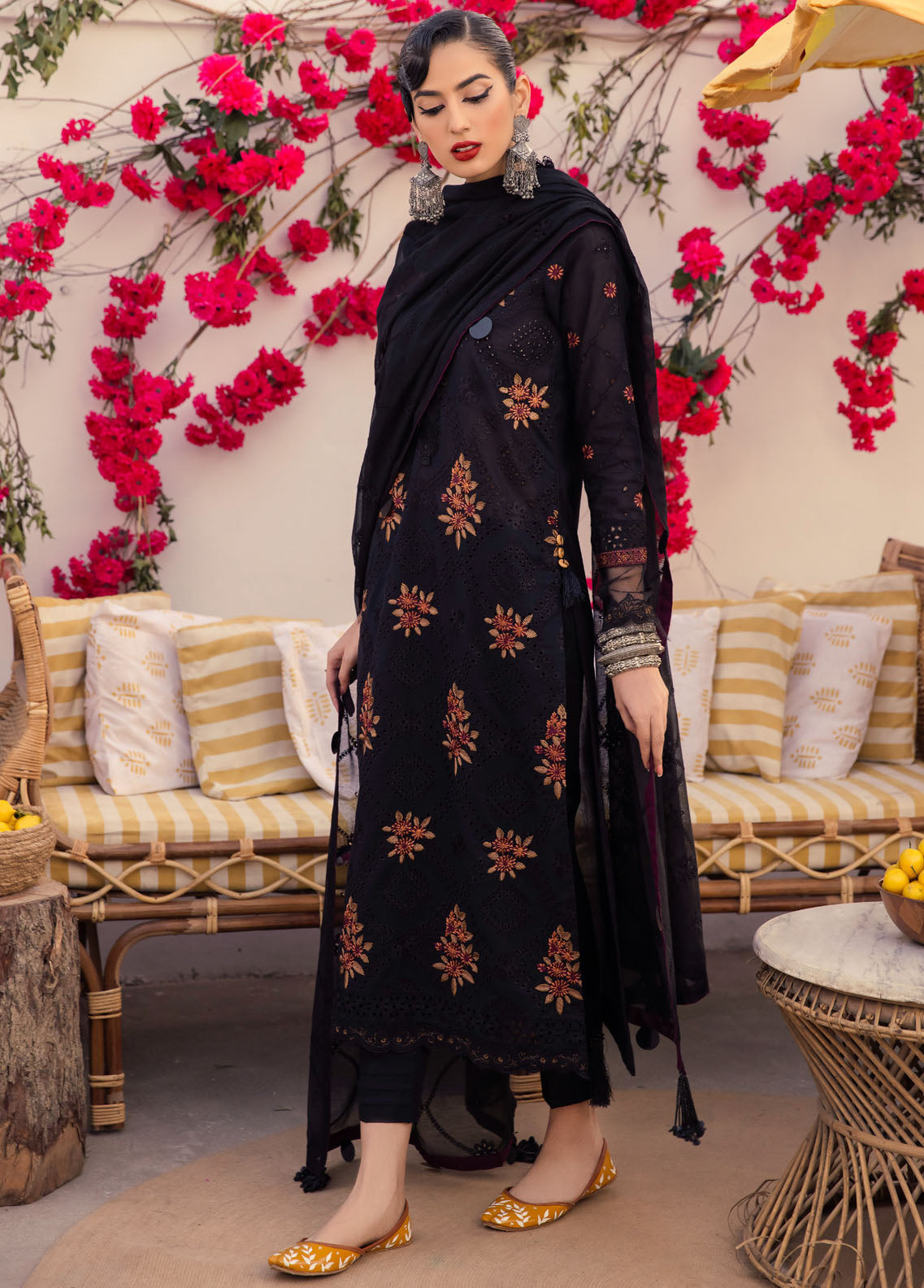 Ilara By Iznik Spring/Summer Lawn Collection 2023 IL-05