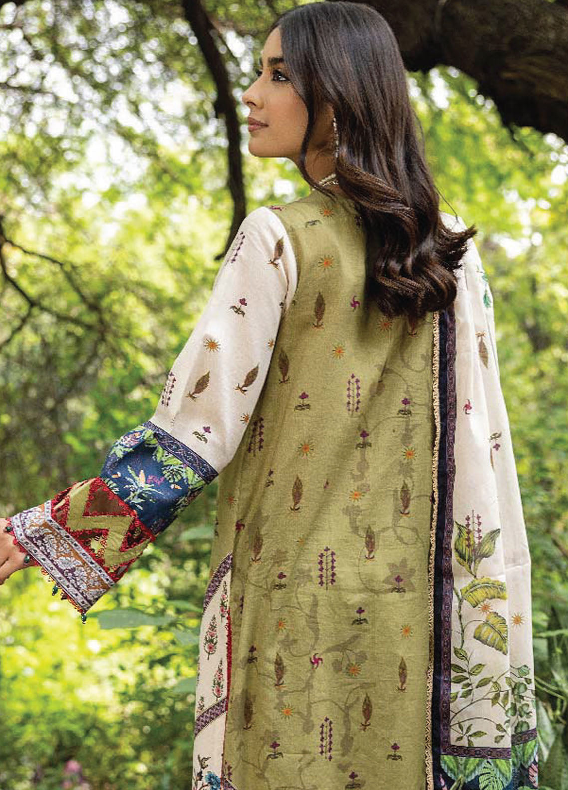 Iris By Humdum Unstitched Lawn Collection 2023 D-05