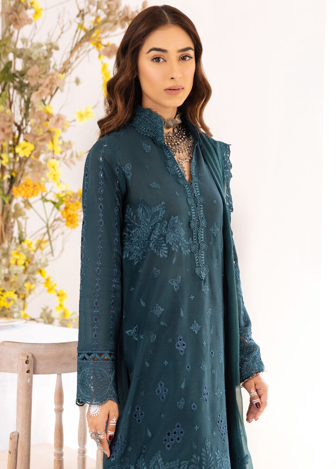 Iznik Unstitched Festive Lawn Eid Edition 2023 IE-03 Hushaima