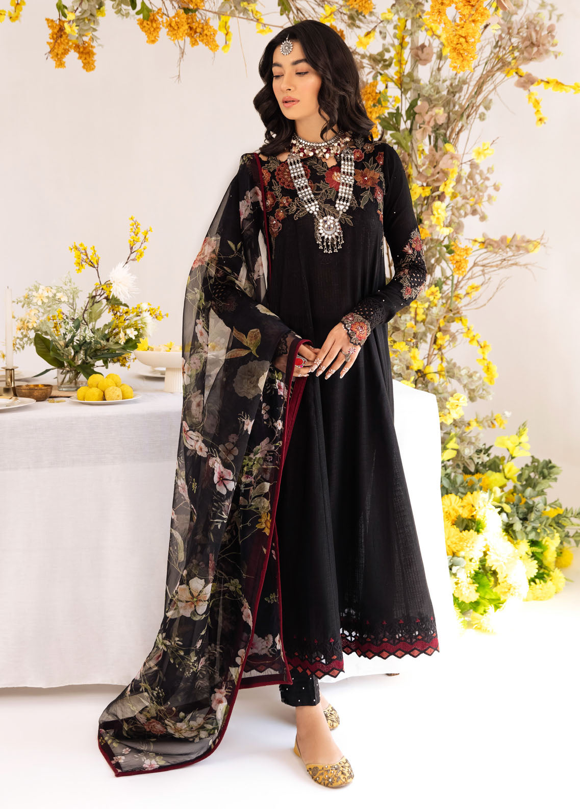 Iznik Unstitched Festive Lawn Eid Edition 2023 IE-06 Baleeqh