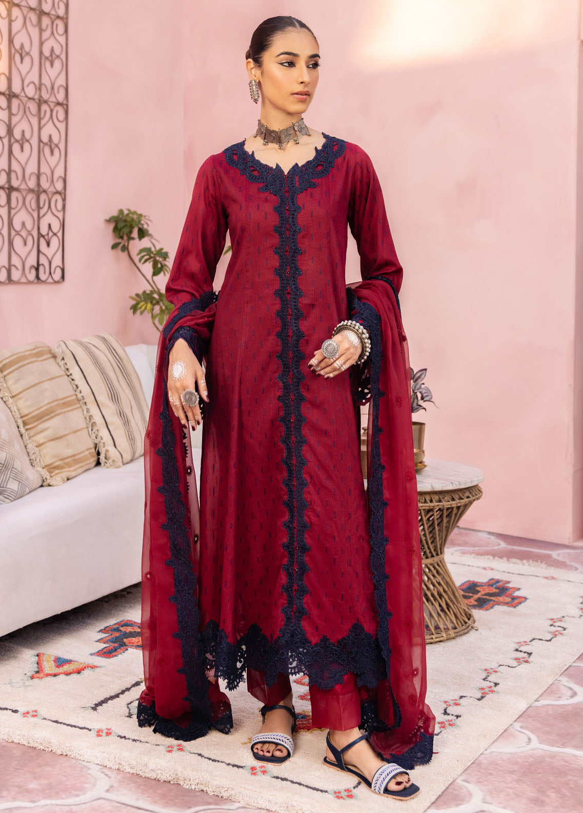 Iznik Unstitched Festive Lawn Eid Edition 2023 IE-07 Raina