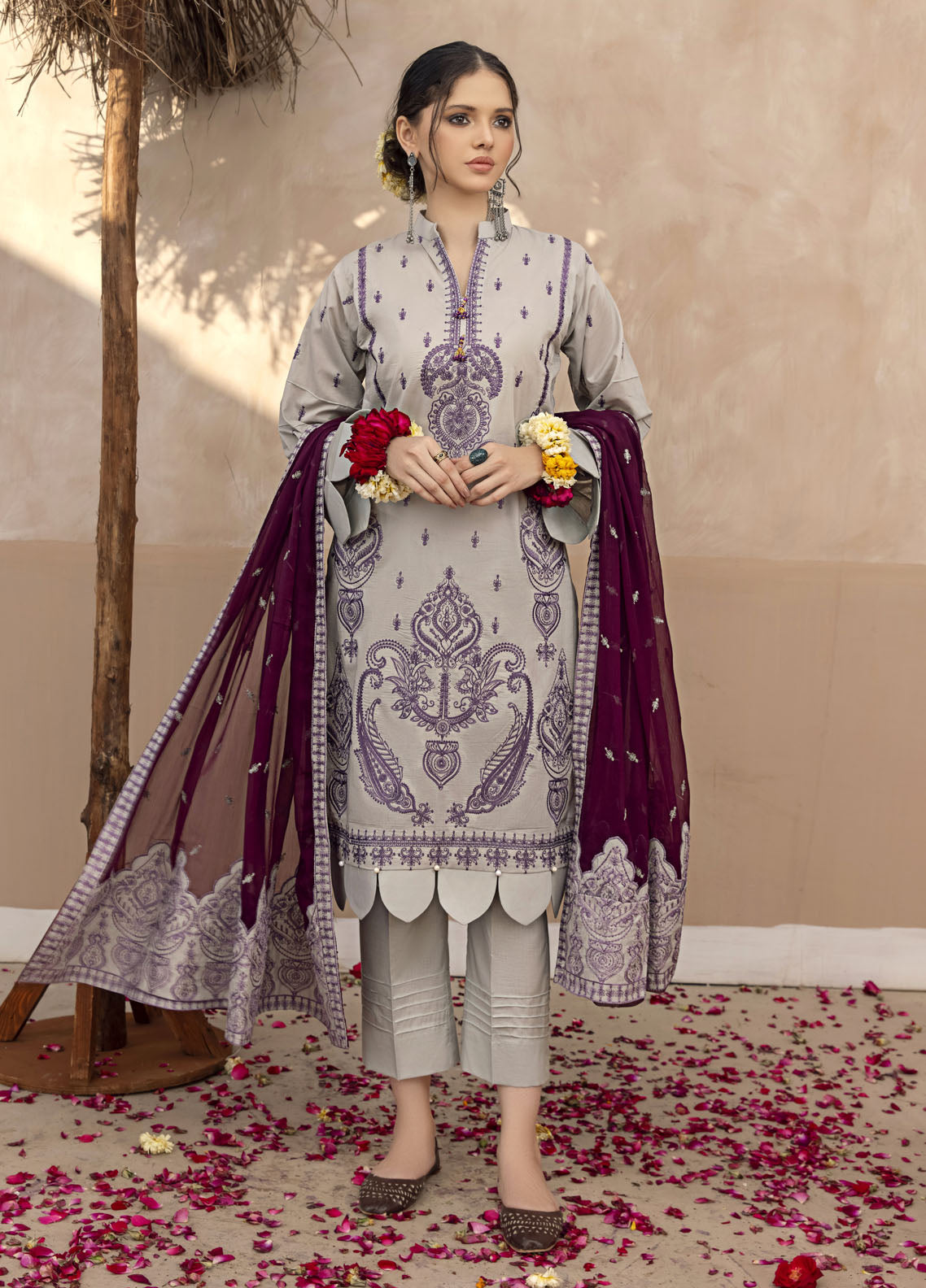 Laadli By Humdum Unstitched Lawn Collection 2023 D-10