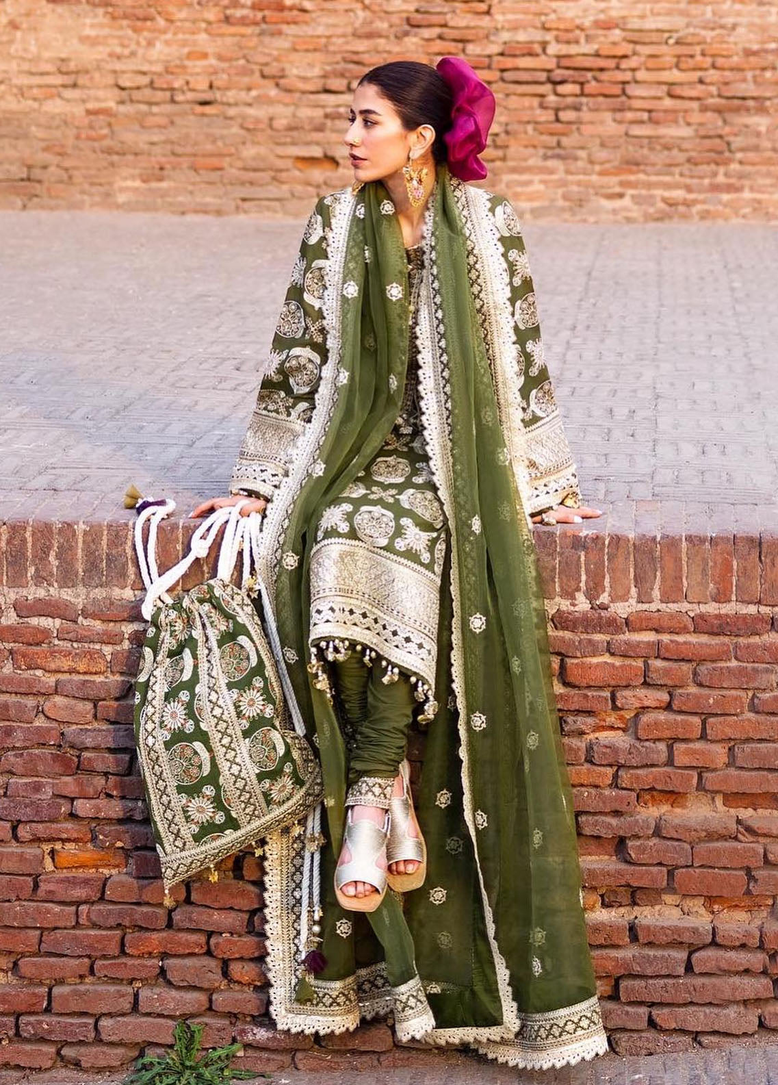 MNR Baad-e-Nau Bahaar Festive Eid Lawn Collection 2023 Champa