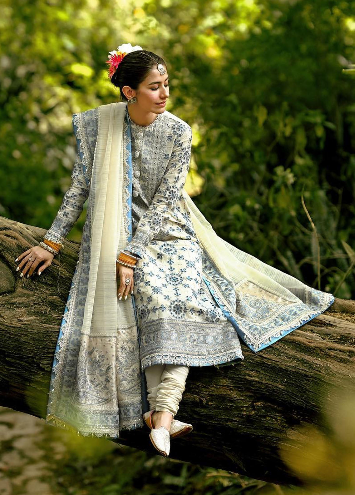 MNR Baad-e-Nau Bahaar Festive Eid Lawn Collection 2023 Motia