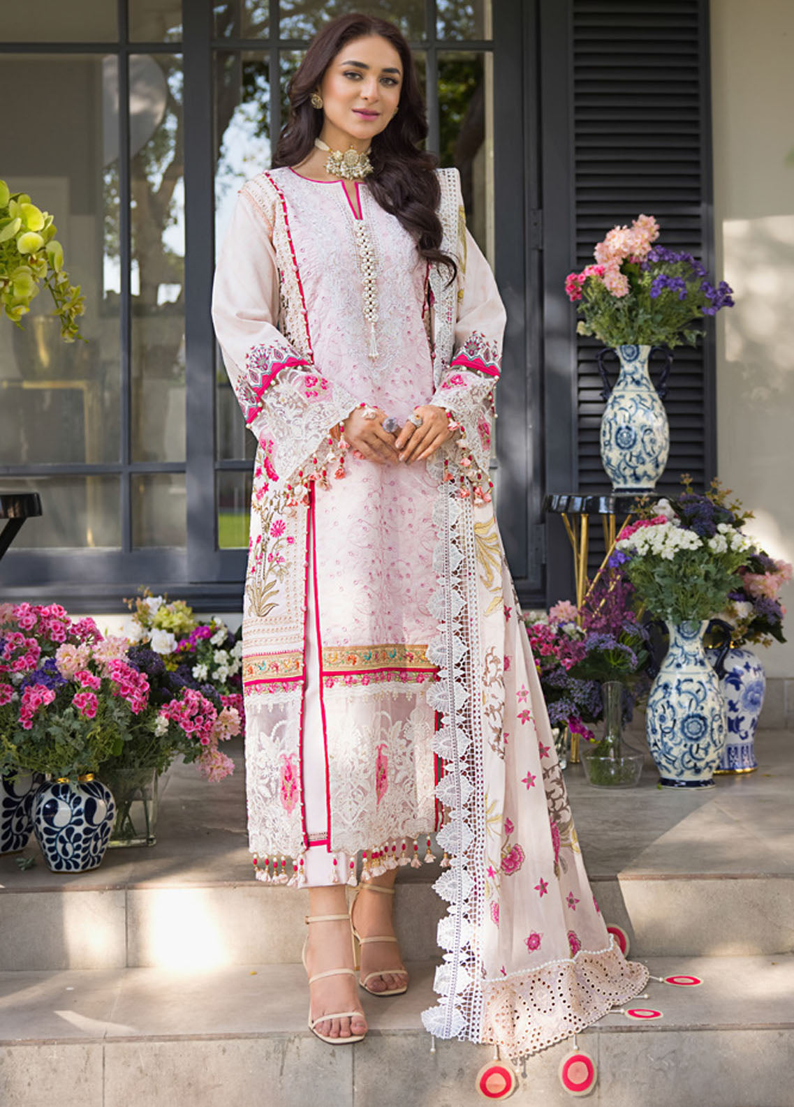 Mahiymaan Unstitched Luxury Lawn Eid Collection 2023 D-09