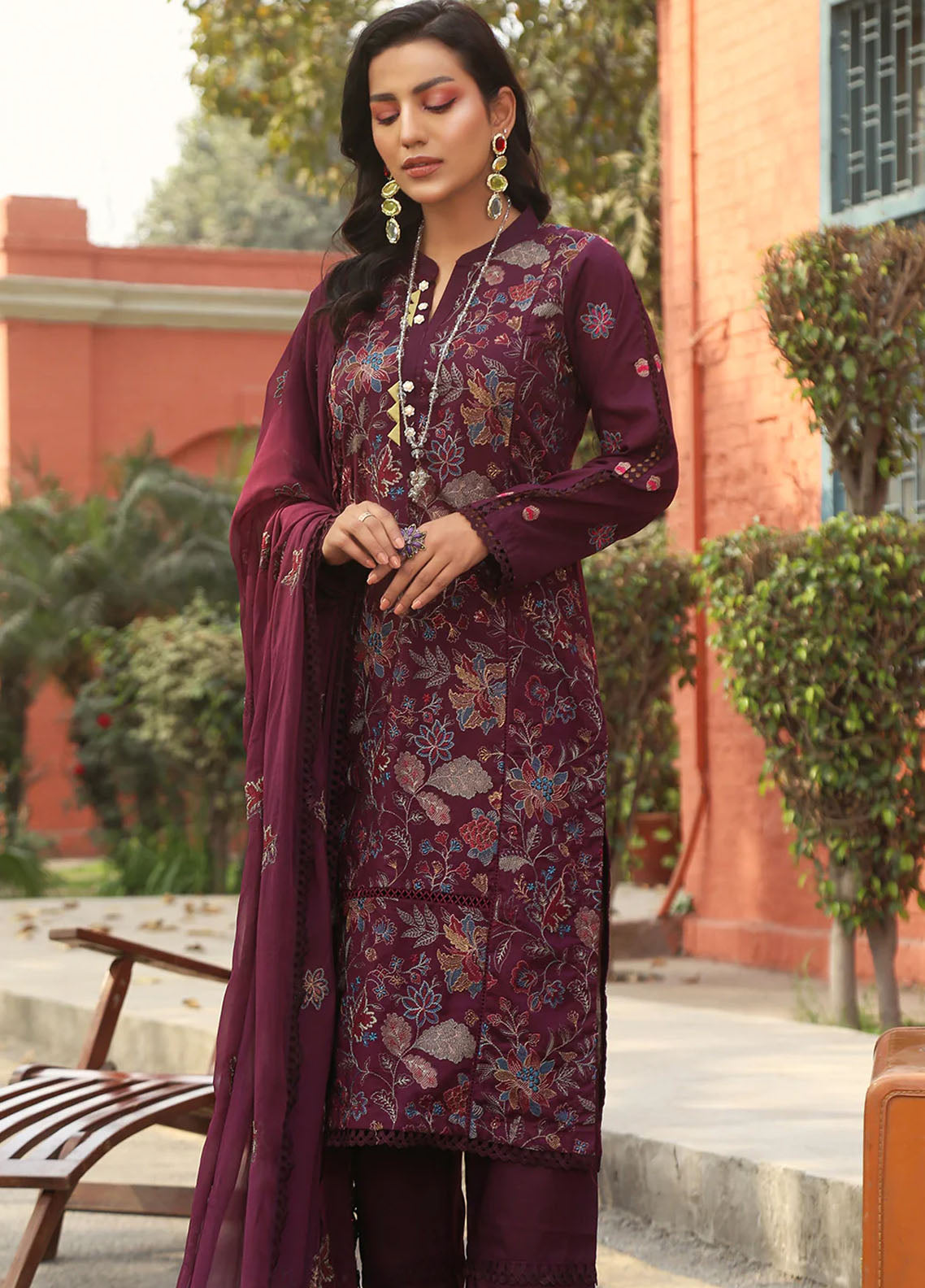 Mahnur Embroidered Lawn Suits Unstitched 3 Piece MN23L-V2 D-02 - Summer Collection