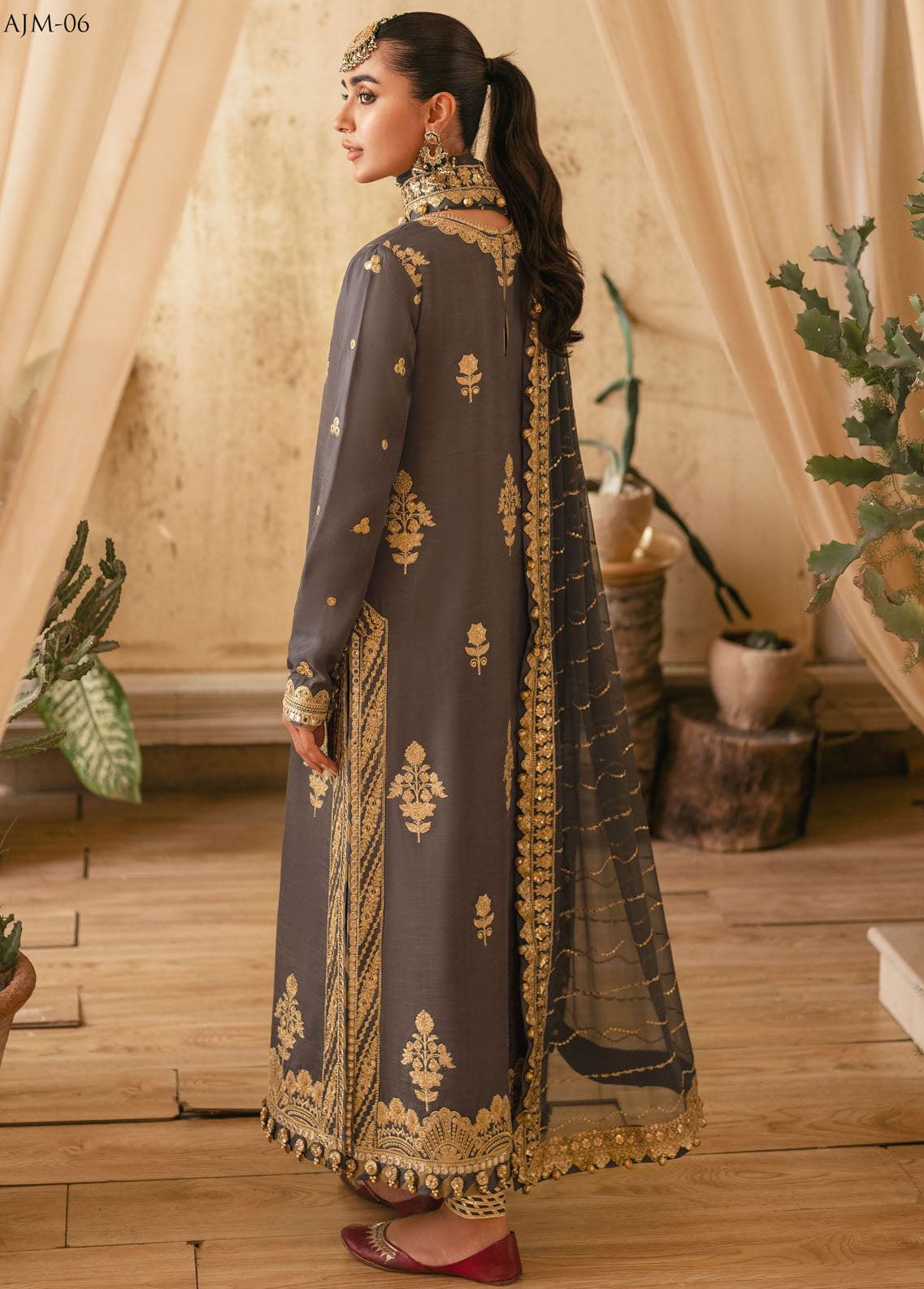 Mehr-o-Maah by Asim Jofa Luxury Festive Collection 2023 AJM-06