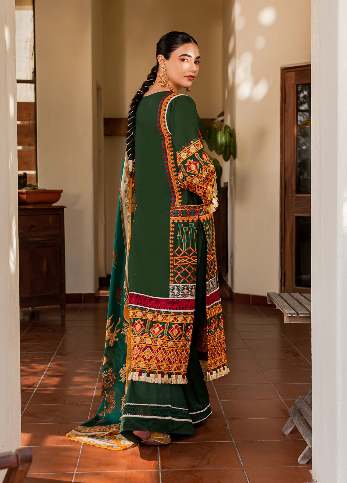 Naayas Embroidered Summer Lawn Collection NA23SL Seaweed