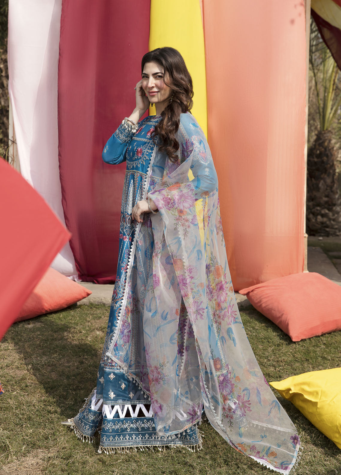 Parishay Luxury Lawn Collection 2023 PR23LL D-05