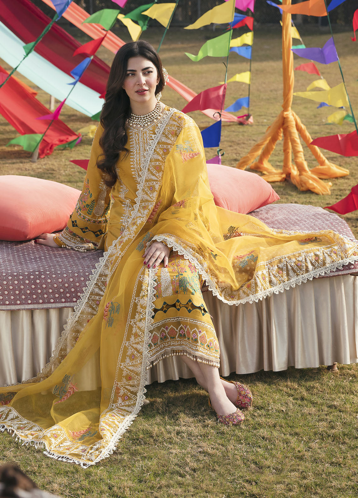 Parishay Luxury Lawn Collection 2023 PR23LL D-09