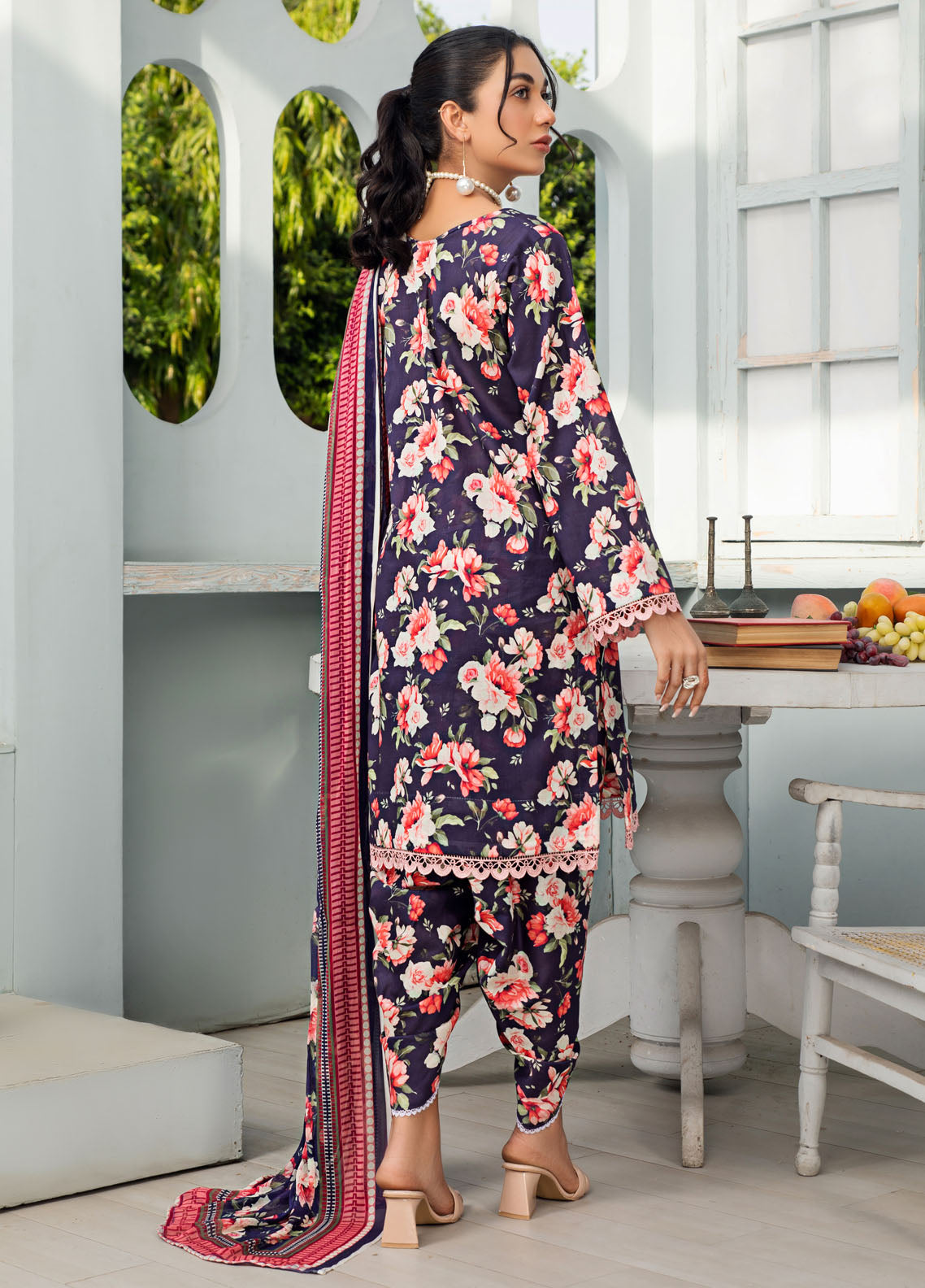 Rang-e-Bahar By Humdum Unstitched Lawn Collection 2023 Vol-2 D-08