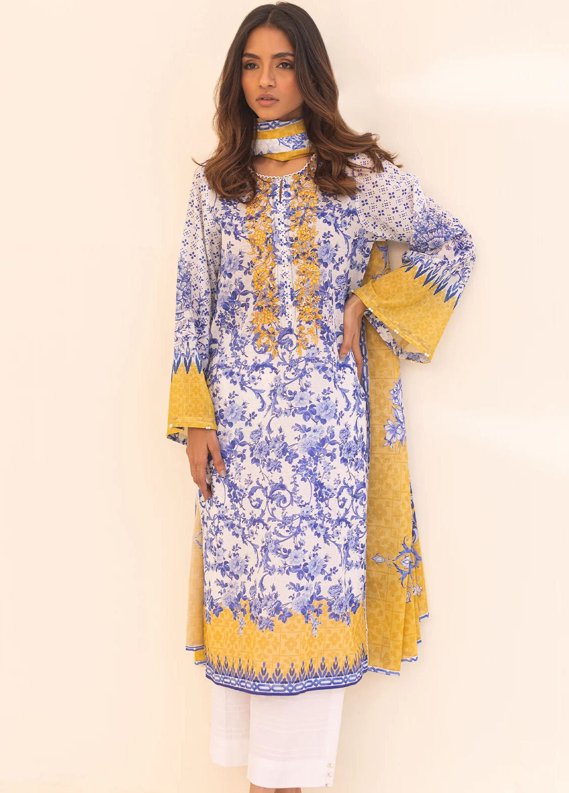 Sahar Printed Lawn 3 Piece Collection 2023 SL-PE-V2-RM-01