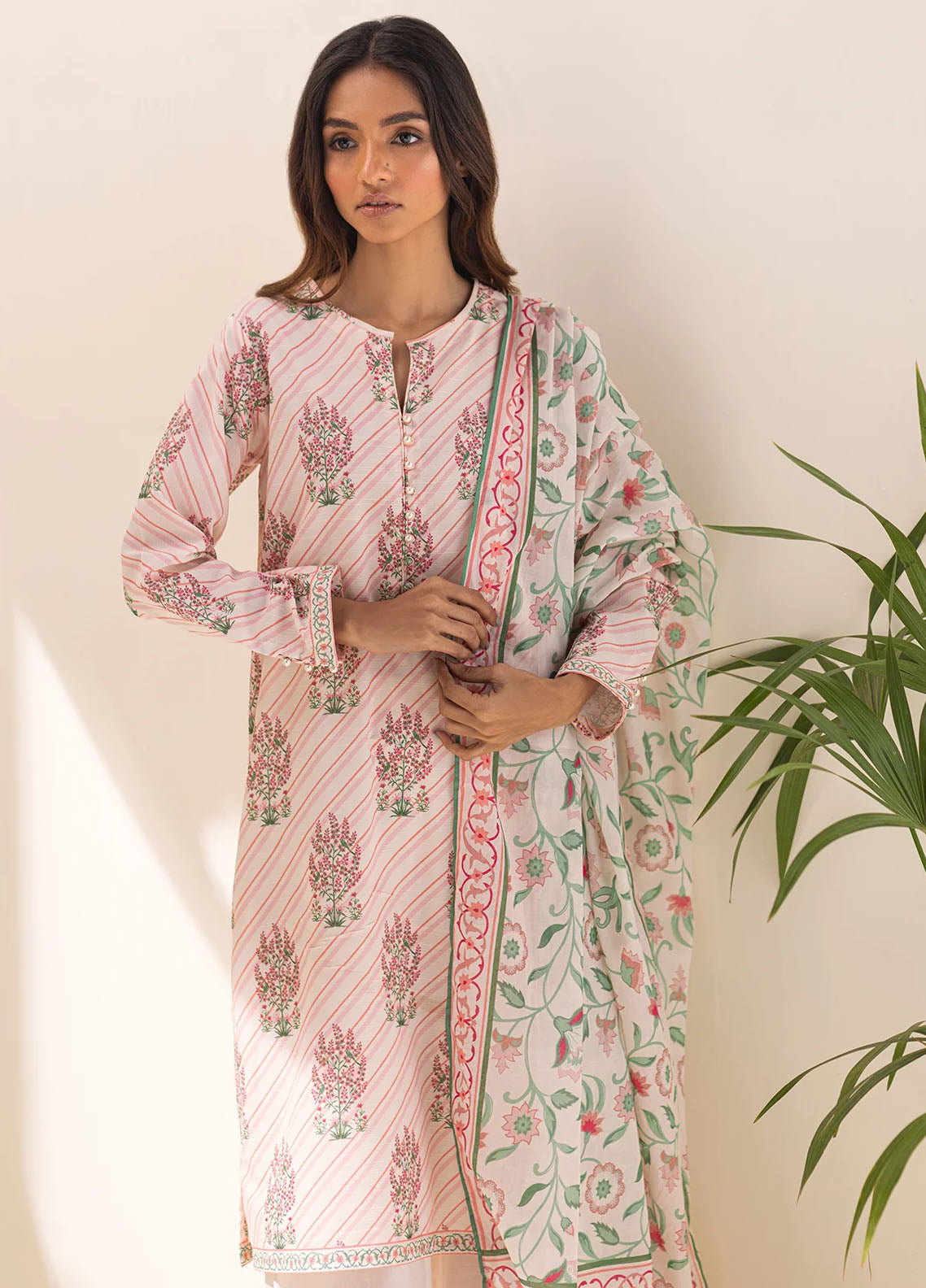 Sahar Printed Lawn 3 Piece Collection 2023 SSL-V1-23-09