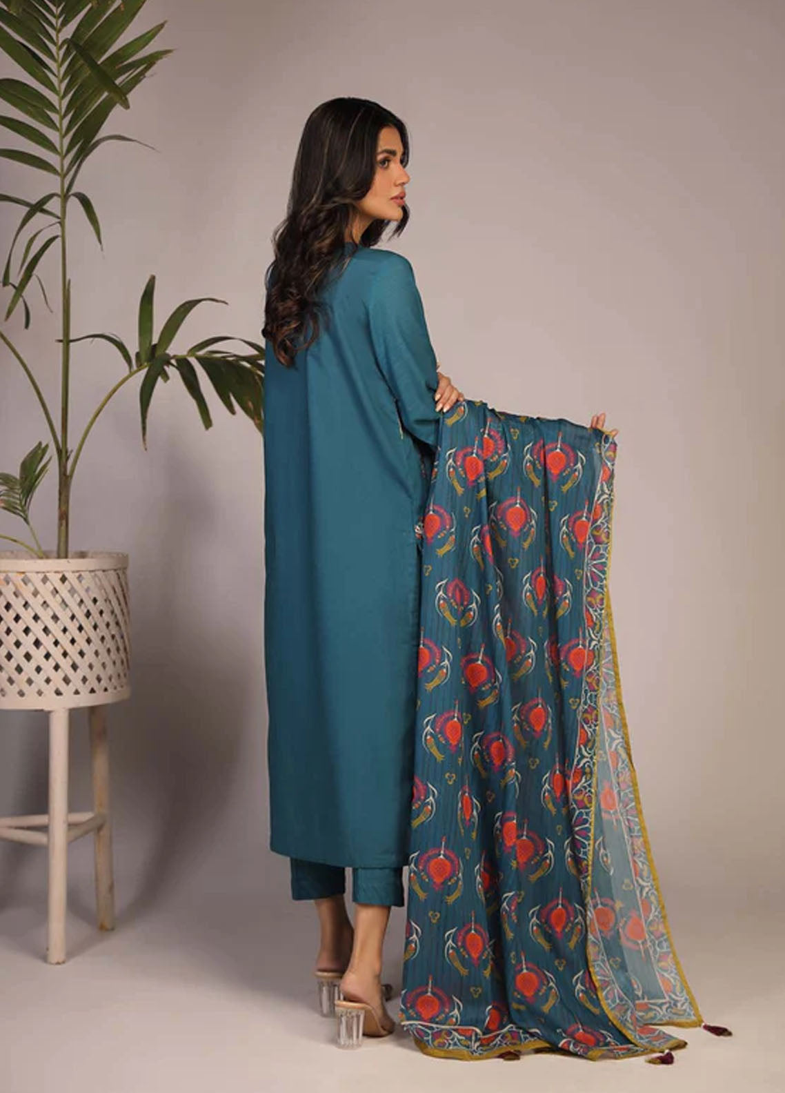 Sahar Unstitched Embroidered Lawn SL-SLUB-23-06