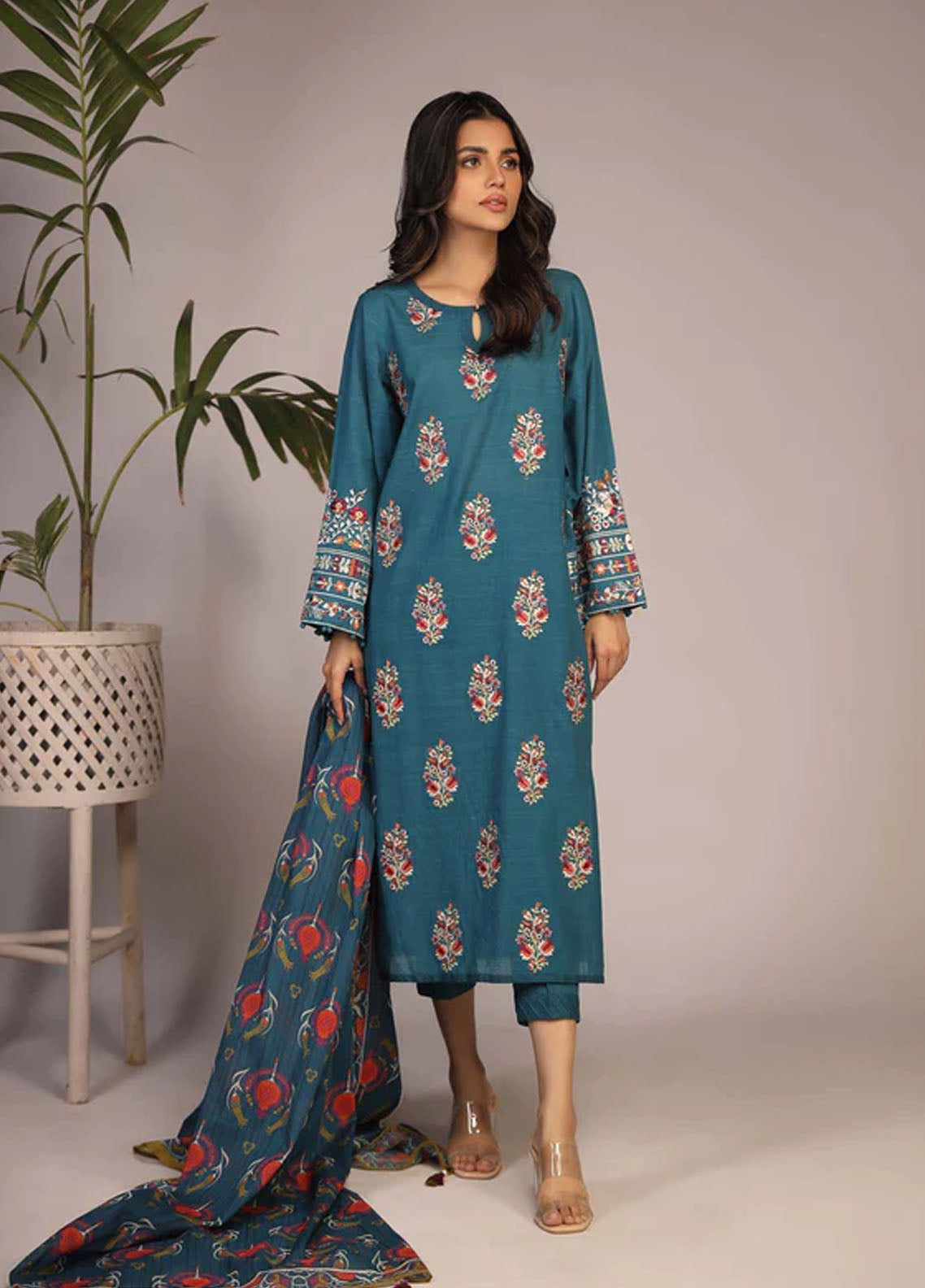 Sahar Unstitched Embroidered Lawn SL-SLUB-23-06