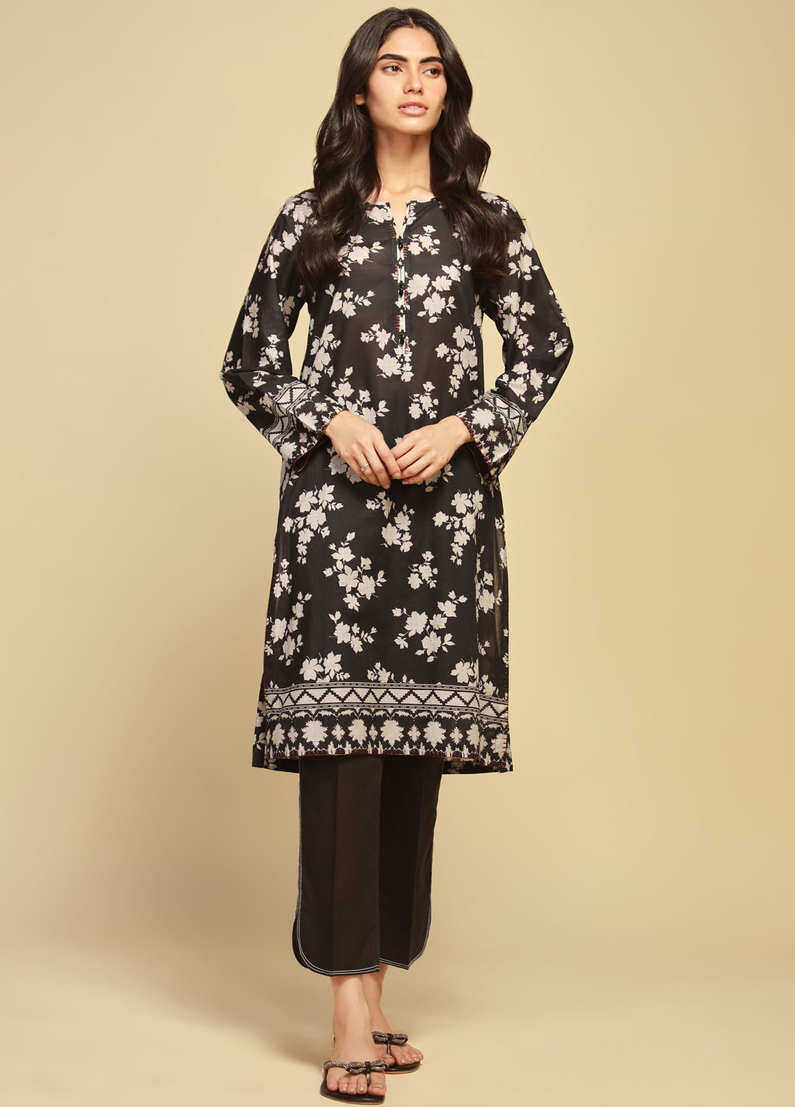 Sahar Unstitched Monochrome Summer Lawn Collection 2023 SBW-23-05