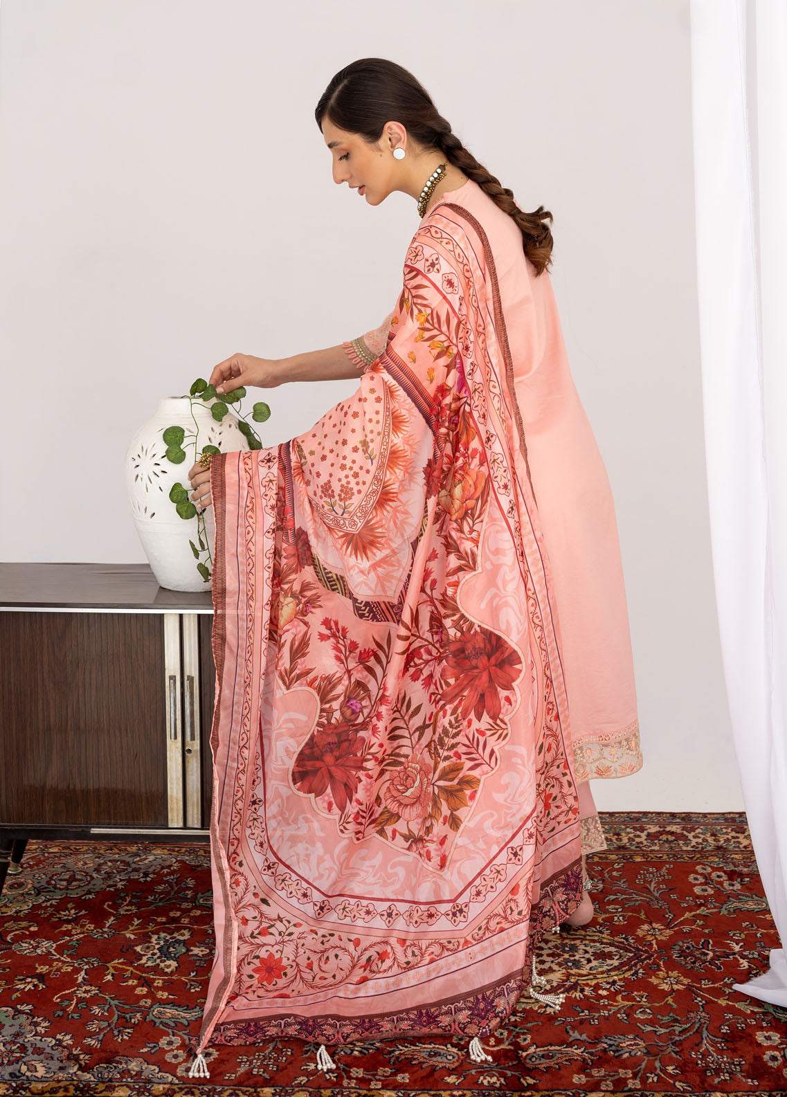 Saheliyaan by Gisele Unstitched Lawn Collection 2023 Alishba
