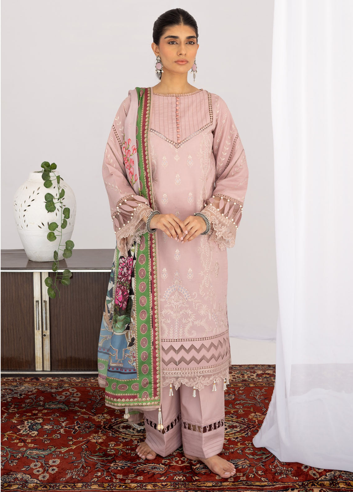 Saheliyaan by Gisele Unstitched Lawn Collection 2023 Kashmiri Naaz