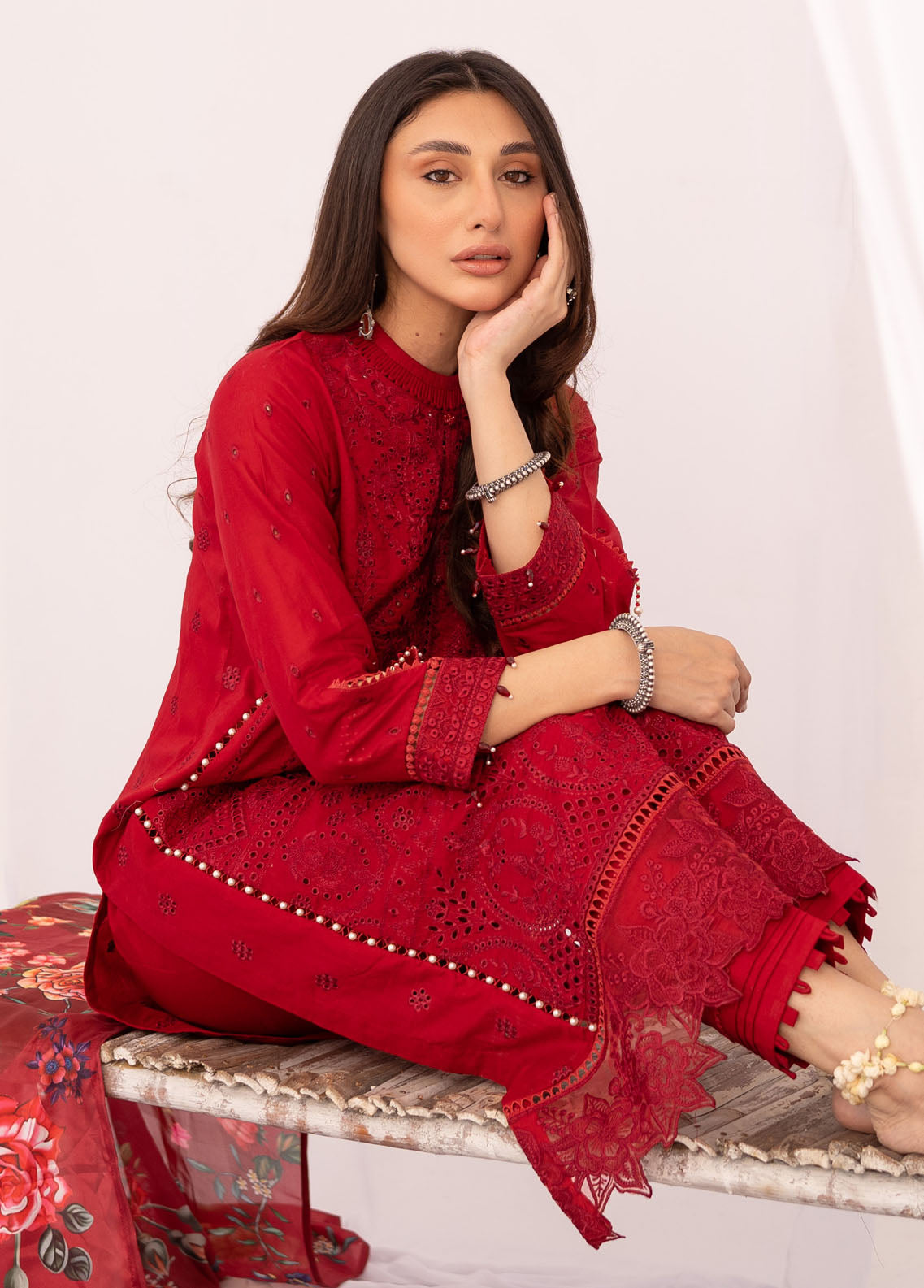 Saheliyaan by Gisele Unstitched Lawn Collection 2023 Layla