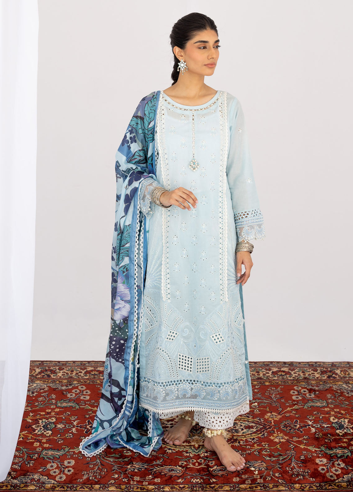 Saheliyaan by Gisele Unstitched Lawn Collection 2023 Neelum