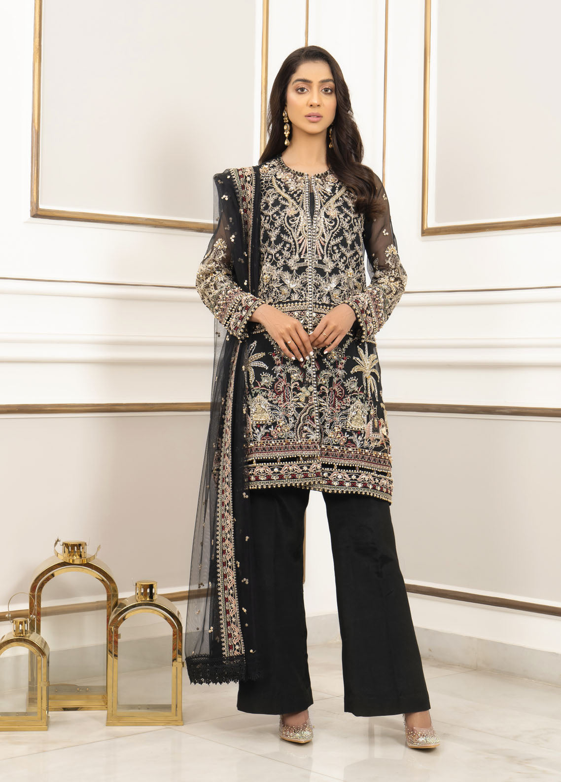 Selene by Aroshi Luxury Formals Collection 2023 01 ROSHANAY