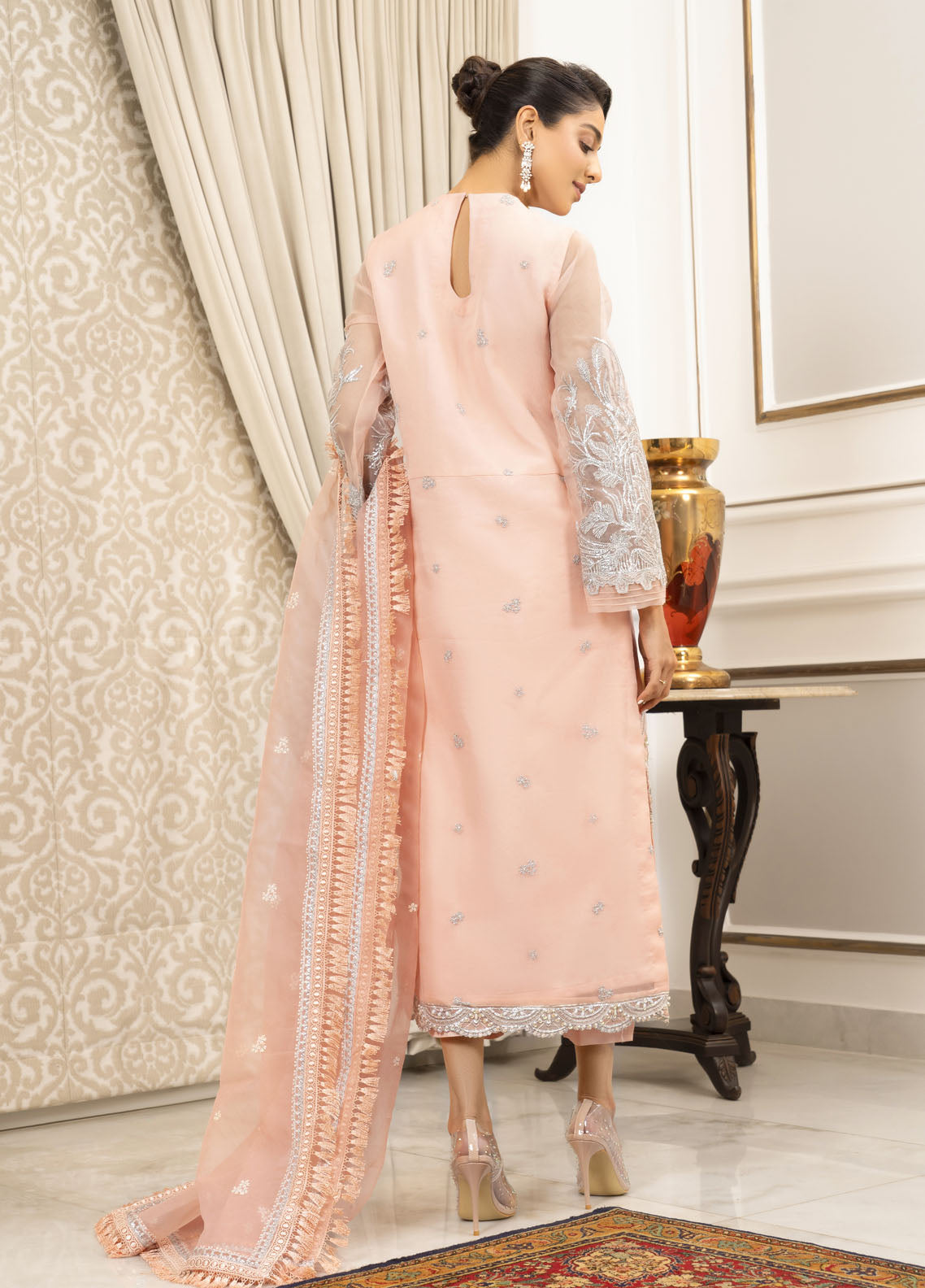 Selene by Aroshi Luxury Formals Collection 2023 04 INAYAAT