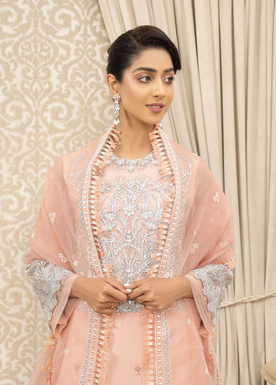 Selene by Aroshi Luxury Formals Collection 2023 04 INAYAAT