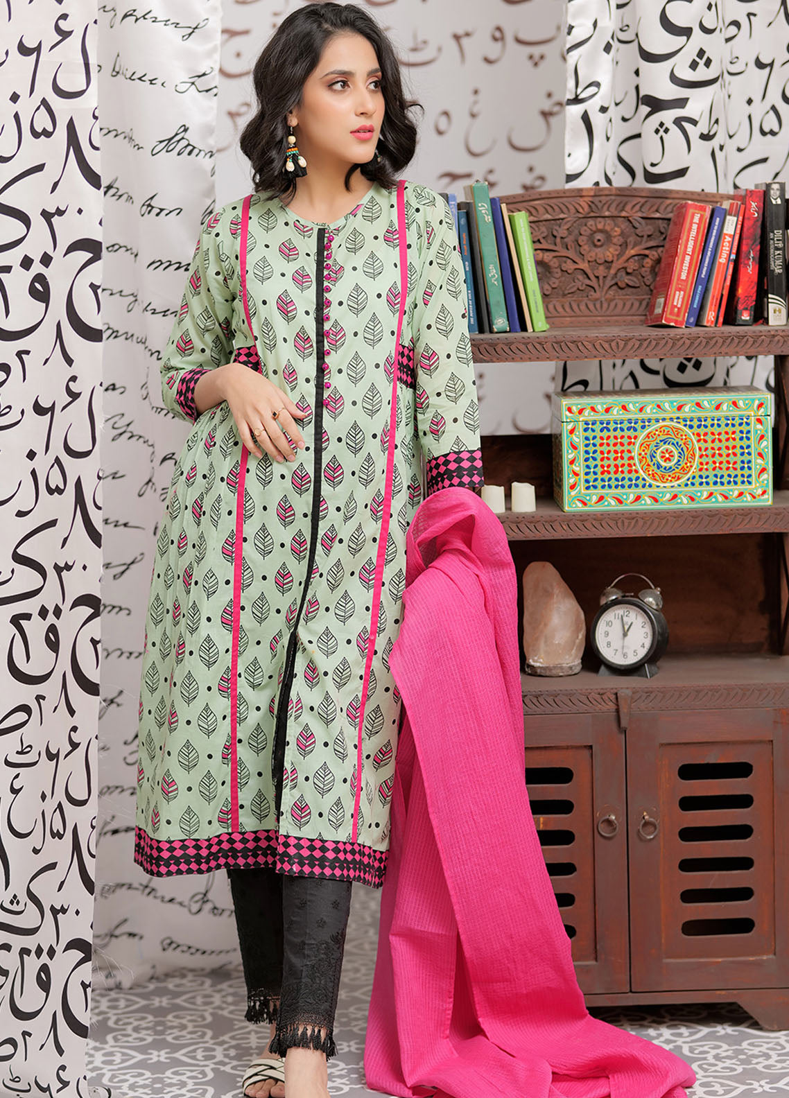 Senorita Casual Pret Lawn 2 Piece Suit LAB-02162-LGN/MCL