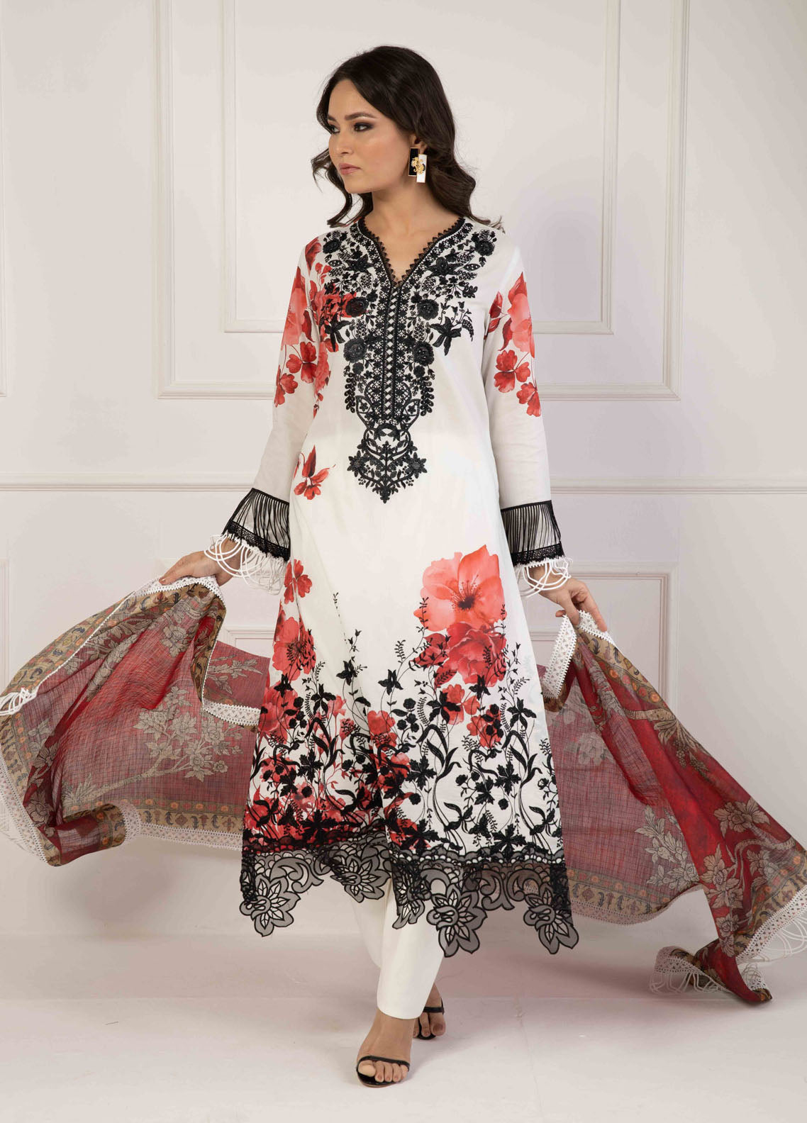 Shamaeel Ansari Essentials Unstitched Lawn Collection 2023 LV114