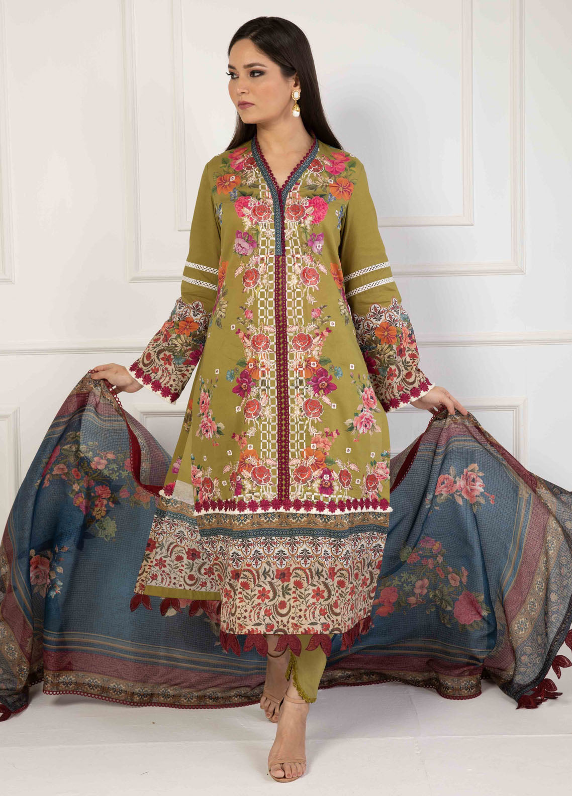 Shamaeel Ansari Essentials Unstitched Lawn Collection 2023 LV116