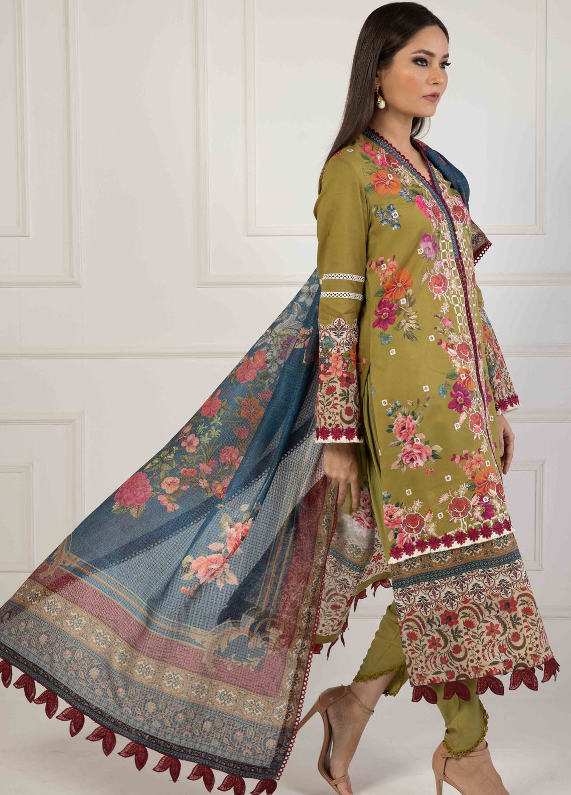 Shamaeel Ansari Essentials Unstitched Lawn Collection 2023 LV116