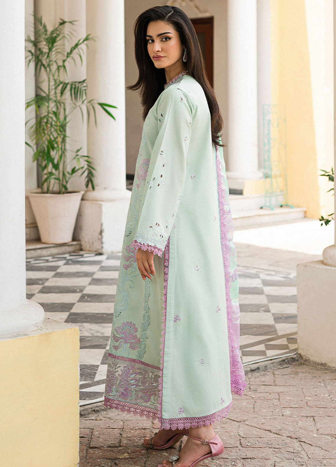 Wisteria By Roheenaz Spring Summer Collection 2023 RUNSS23023B Maryam
