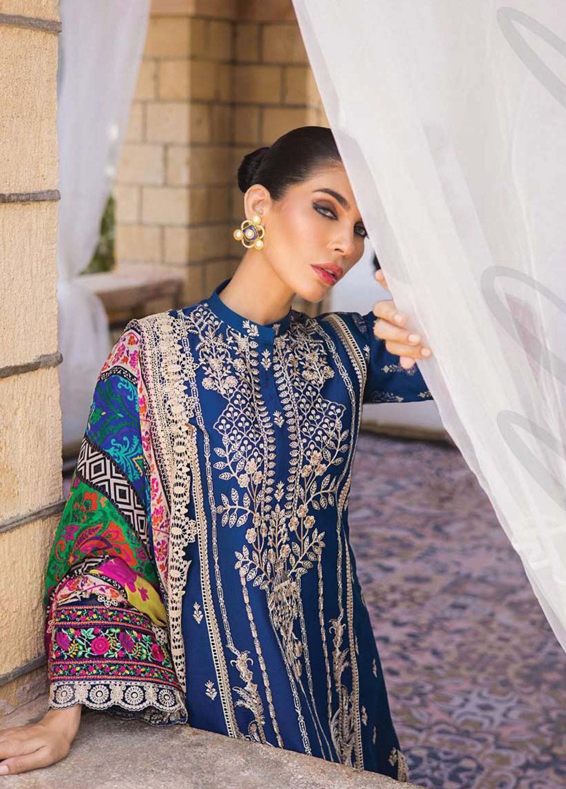 Zainab Chottani Luxury Lawn Collection 2023 5B